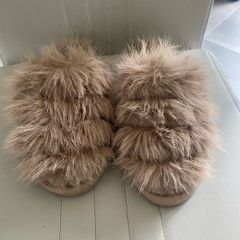 Size 3-4 Slippers
