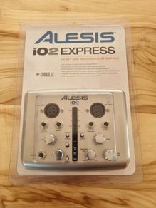 Alesis i02 Express