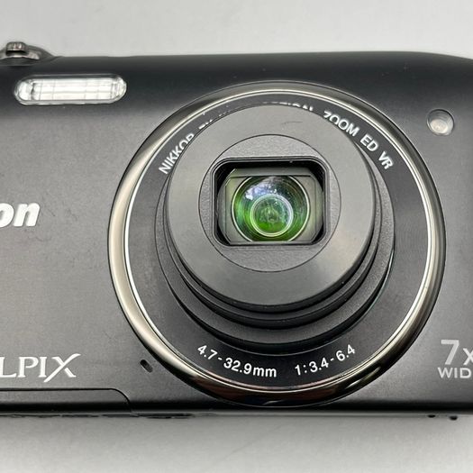 Nikon Coolpix S3500 20.1MP Digital Camera Black Tested - Full Kit