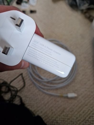 Apple USB charger