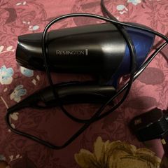 Hair dryer Ramington
