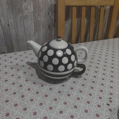 teapot and Cup