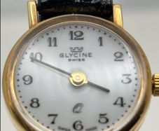 Ladies 9ct Gold Watch