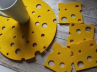 main image for ad Multi Placemats and Coaster Funny Cheese Shape and Colour