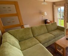 Large green corner sofa - DFS - 300 (ONO)