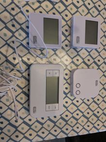 ESI thermostats 2 No. And programmer ES3247BRF and wifi hub