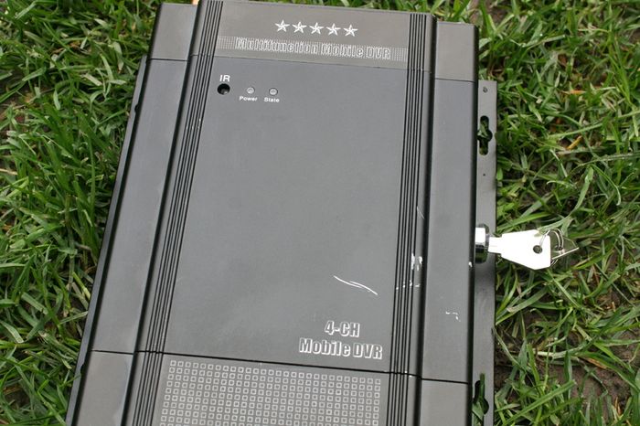 4 Channel HDD Mobile DVR for Vehicles Tracking and Monitoring SD port