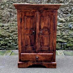 Antique housekeepers press