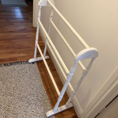 Wooden Towel Rack