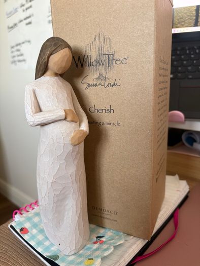 Willow tree figurine