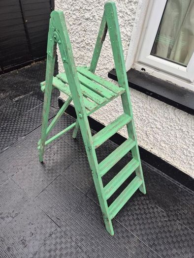 Vintage folding 4 step  painted solid wooden ladder