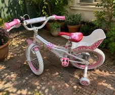 16 Jasmine Girls Bike-rear tyre needs fix