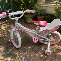 16 Jasmine Girls Bike-rear tyre needs fix
