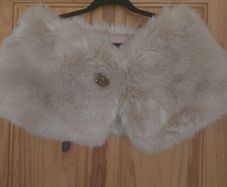 Aideen Bodkin faux fur wrap with tags (free postage)