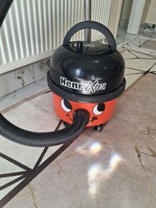 Henry Extra Hoover