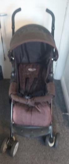 Graco stroller with infant car seat