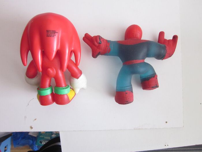 Stretch Heroes of Goo Jit Zu Sonic the Hedgehog and Spider-man
