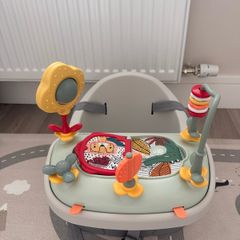 Mamas & Papas Bug 3in1 Floor Booster Seat with Activity Tray Pebble Grey