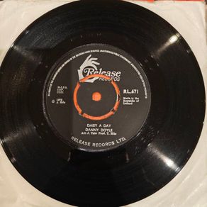 Danny Doyle, Far Away in Australia/ Daisy a Daisy 7" Irish Folk