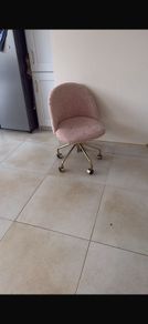 swivel chair