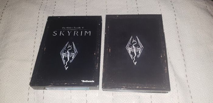 Skyrim Legendary Edition Top XBox 360 Game for sale  here