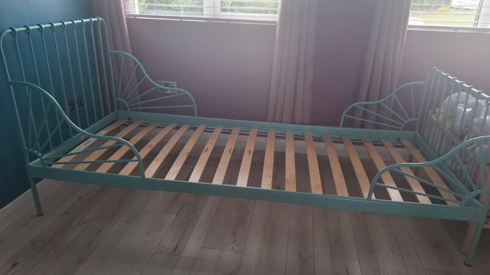Ikea Minnen Extendable Child's Bed and Mattress