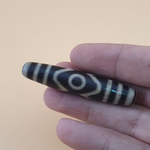Vintage Antique inspired Himalayan Tibetan 3 Eyes Agate Gemstone Bead Amulet Pendant