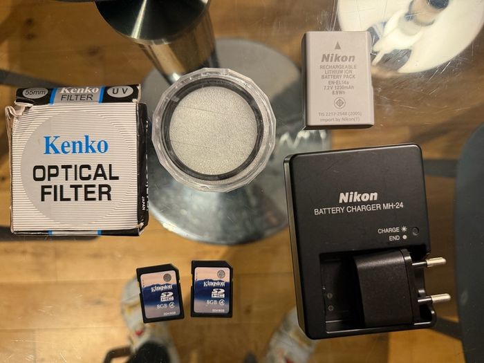 Camera Nikon D3500 + 18-55mm VR +  55-300mm VR