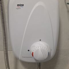 MIRA Electric shower