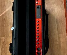 Focusrite Clarett 8Pre Thunderbolt with case
