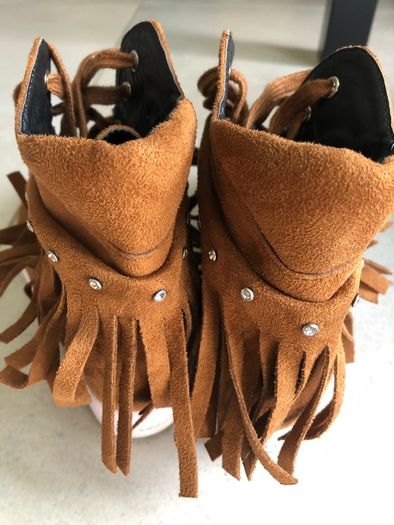 Gorgeous shoes size 3