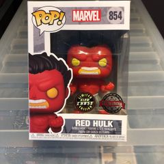 funko pop red hulk chase