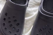 crocs never worn