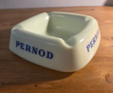 Vintage pernod ash tray