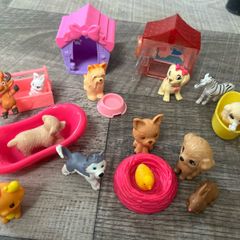 Toy animal figures