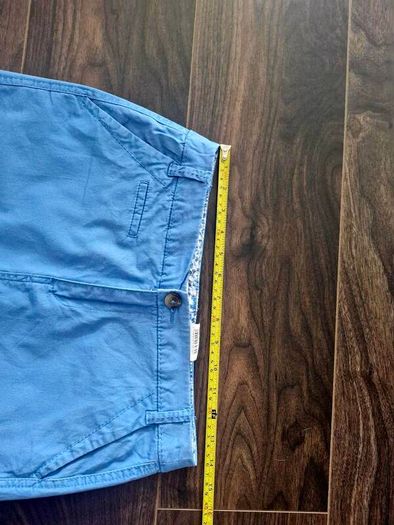 Camaieu chino skirt in light blue s. 10/M