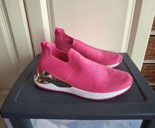 Ladies Trainers