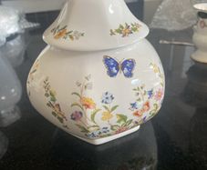 Aynsley cottage Garden  canister