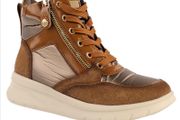 XTI High Top Trainers
