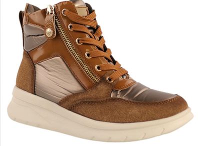 XTI High Top Trainers