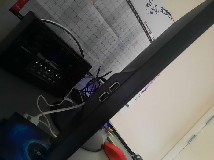 Monitor Hdmi Usb Dvi Vga built  Speakers