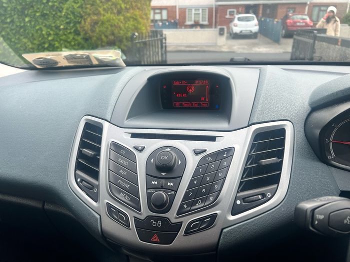 2009 Ford Fiesta