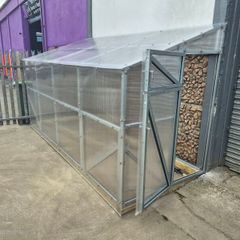 Polycarbonate Greenhouses