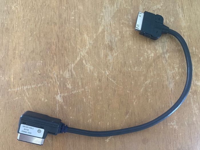 Original Volkswagon cable for 30 pin Ipod/iphone