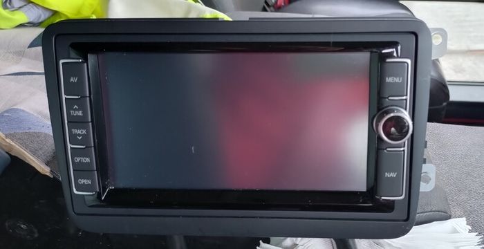 VW Clarion QY-7743 Head unit. JDM import untested