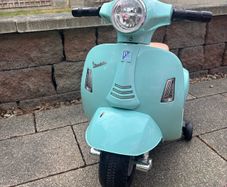 kids Vespa