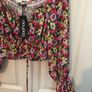 new boohoo crop Image 3
