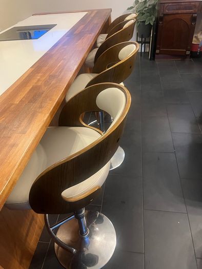 High Stools for Kitchen Dining