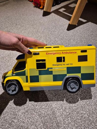 Ambulance toy (big)