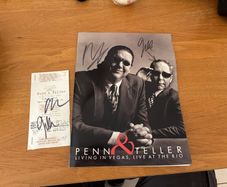Penn and teller autographs 2005